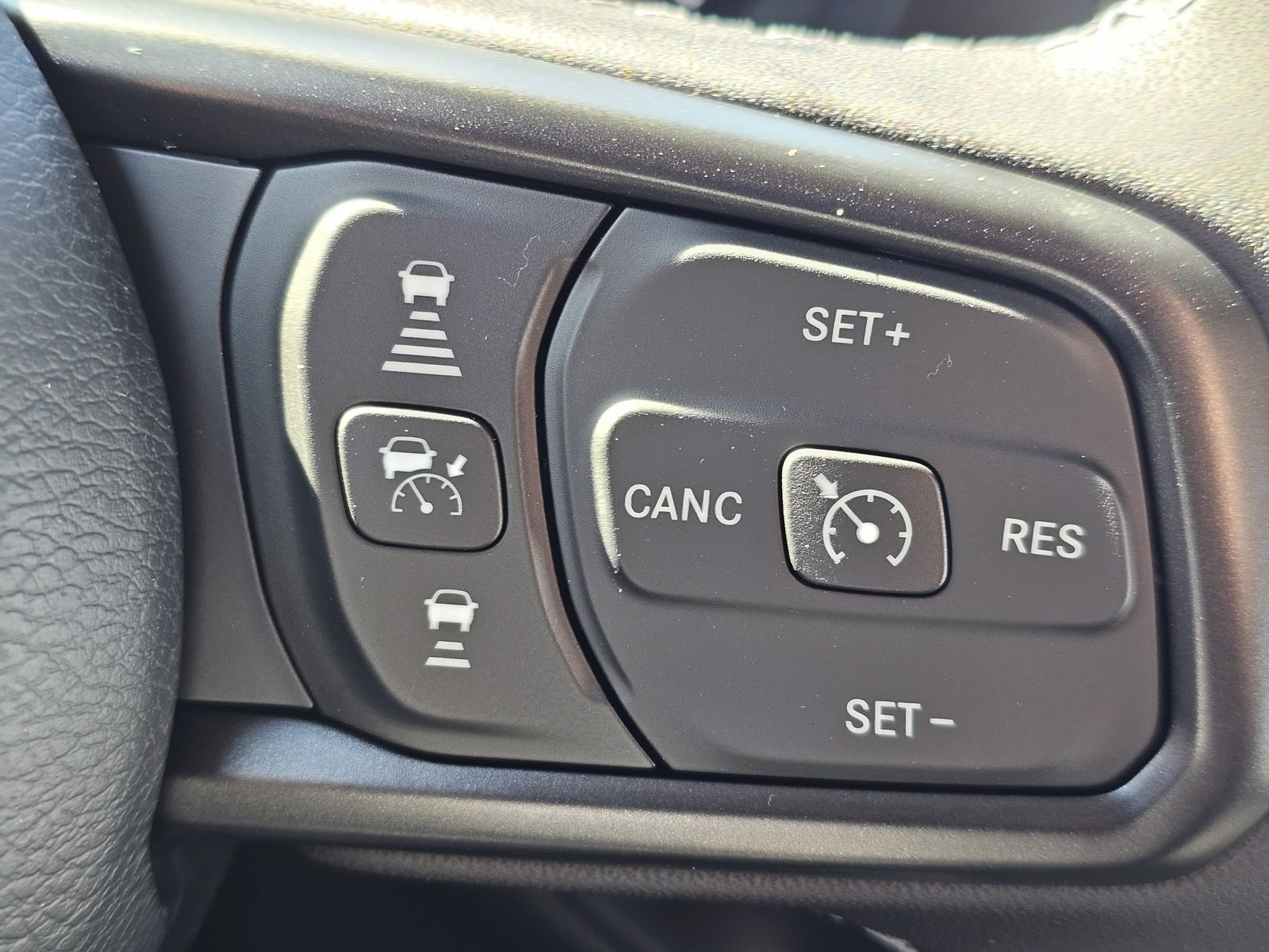 New 2026 Jeep Gladiator Sport image 17