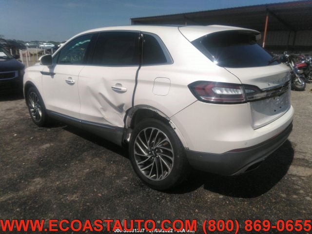 Used 2019 Lincoln Nautilus Reserve FWD image 2