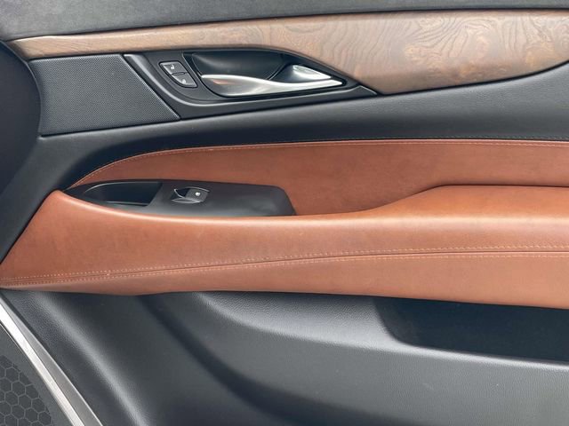 Used 2020 Cadillac Escalade Luxury image 12