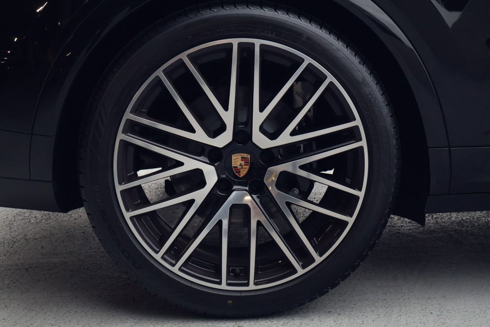 New 2026 Porsche Cayenne image 27