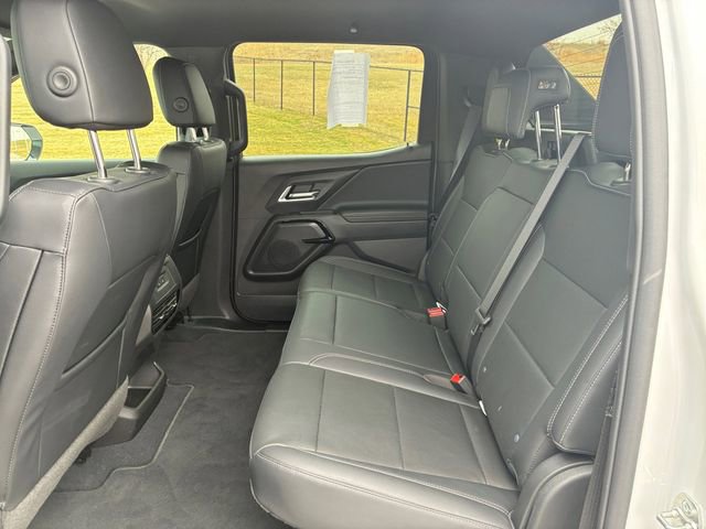 New 2025 Chevrolet Silverado EV LT image 17