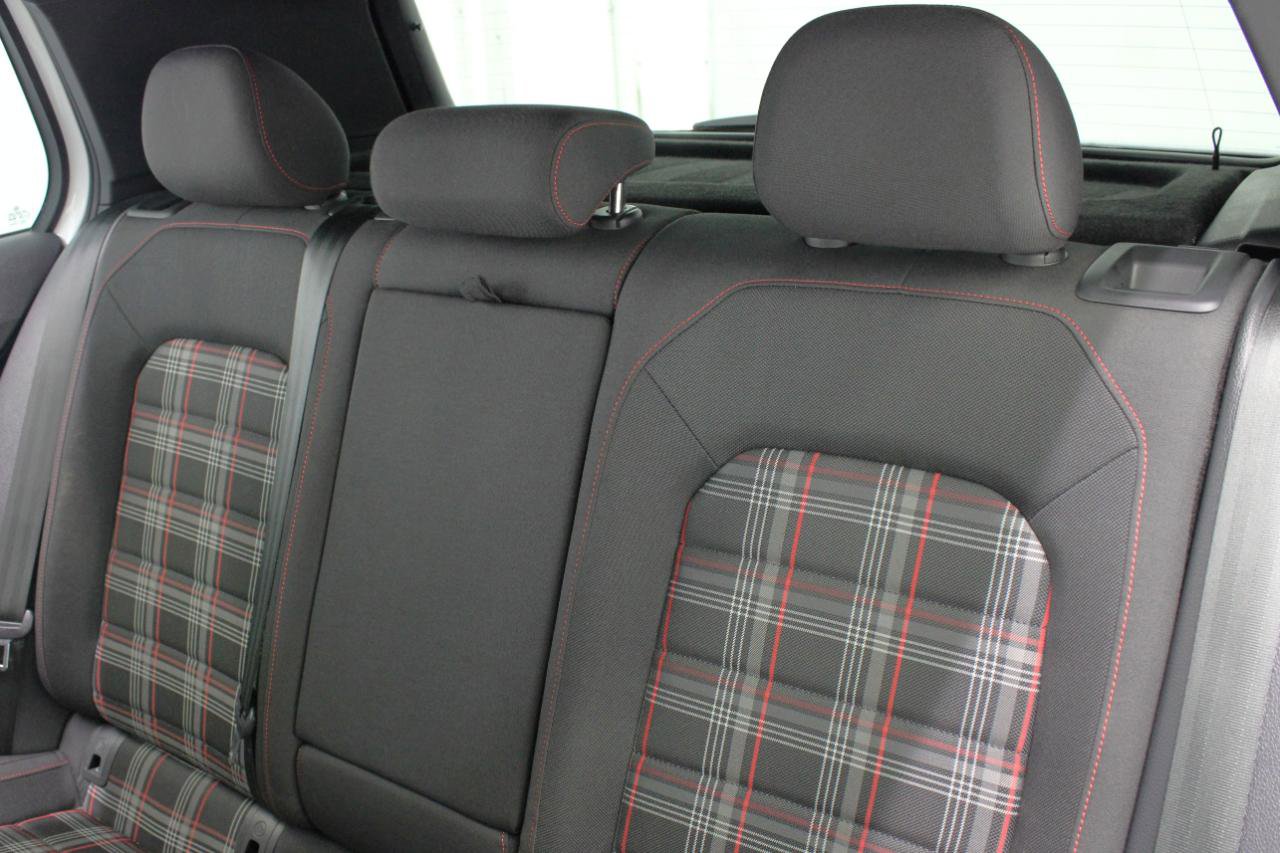 Used 2021 Volkswagen GTI S image 37