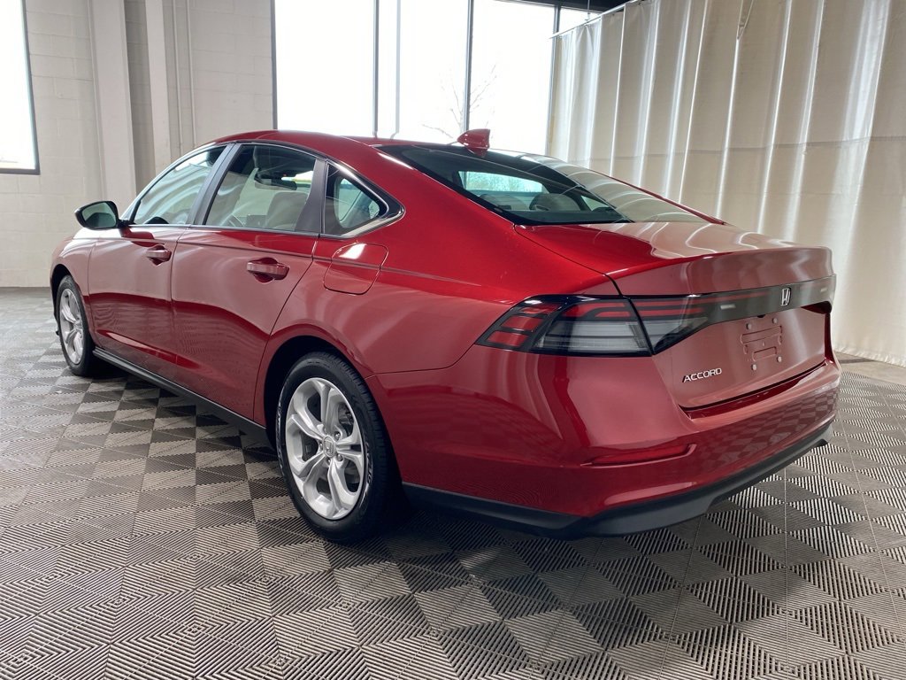 Certified 2023 Honda Accord LX image 6