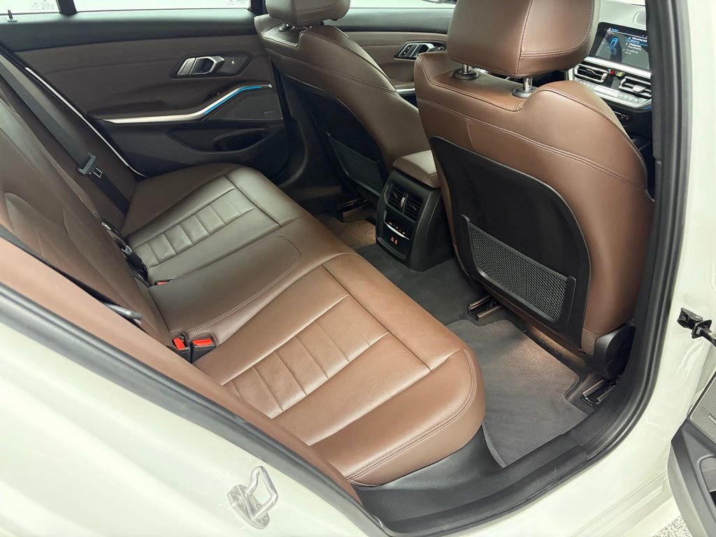 Used 2021 BMW 330e xDrive w/ Executive Package image 46