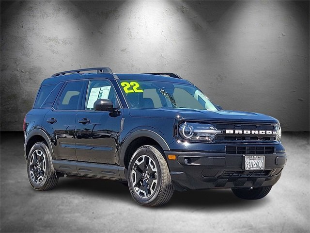 Used 2022 Ford Bronco Sport Outer Banks image 2