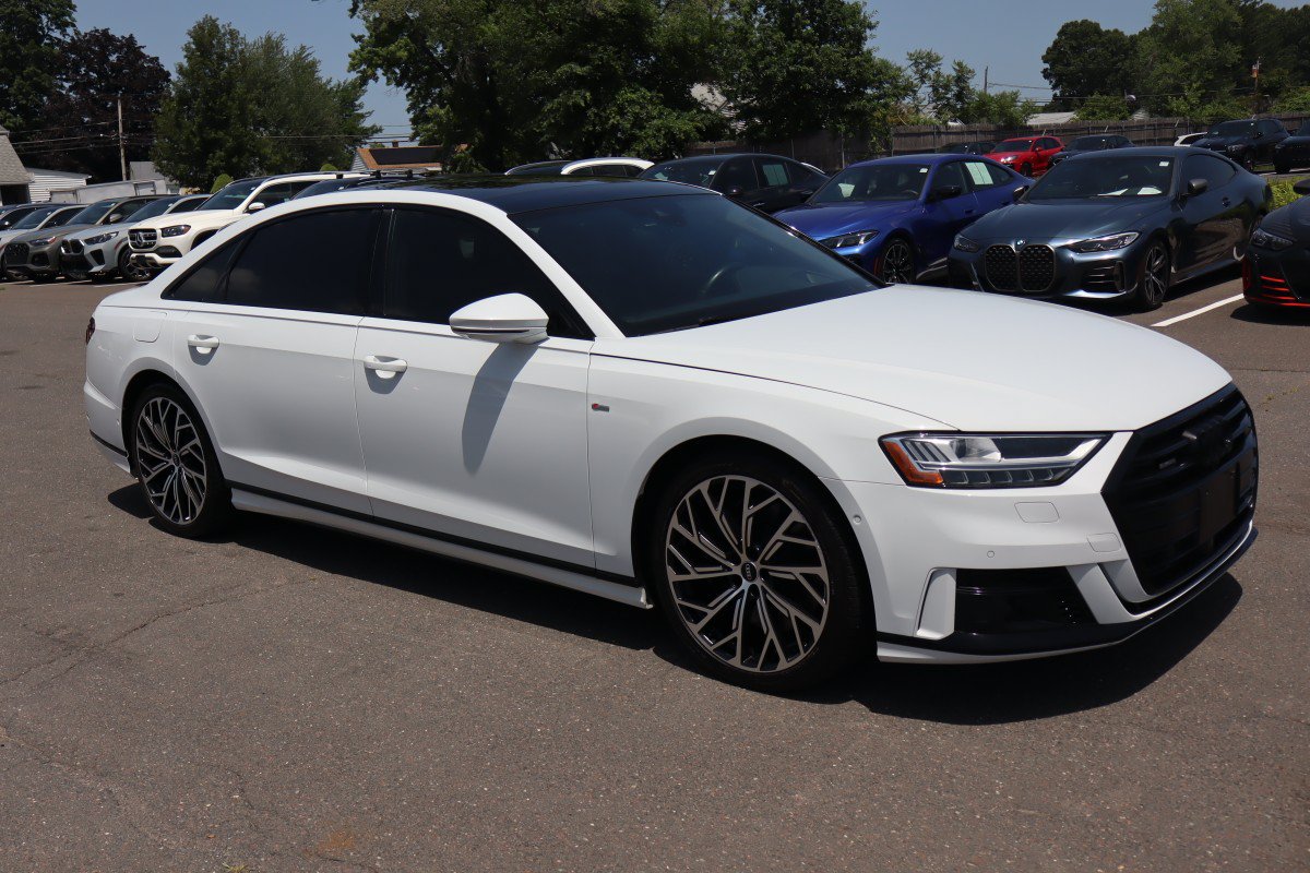 Used 2021 Audi A8 L 4.0T w/ Luxury Package AWD/4WD image 3