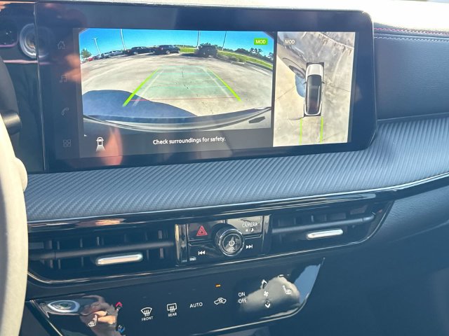 New 2027 Nissan Kicks SR FWD image 28