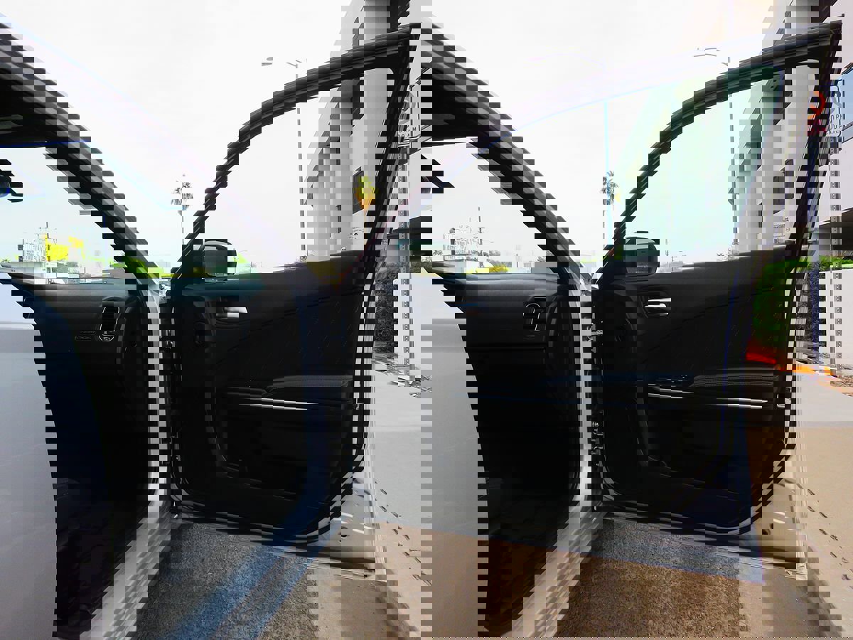 Used 2022 Dodge Charger SXT image 14