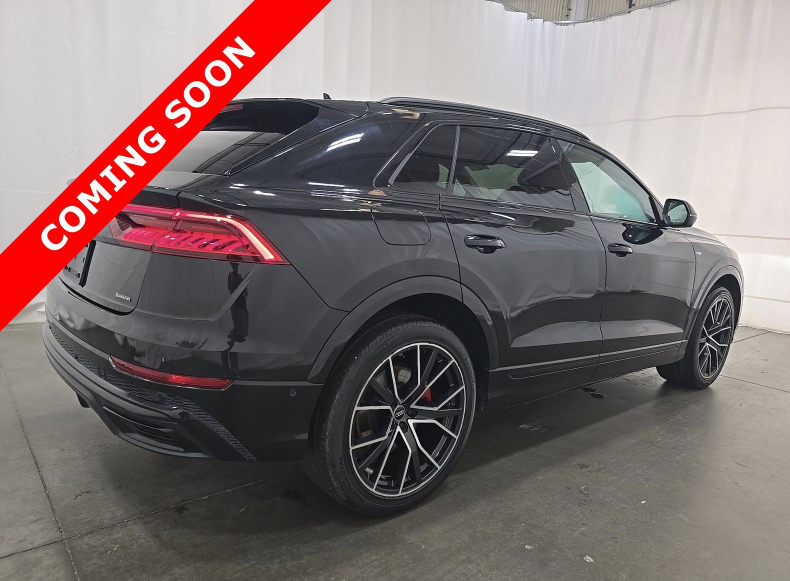 Used 2023 Audi Q8 Premium Plus w/ Premium Plus Package AWD/4WD image 4