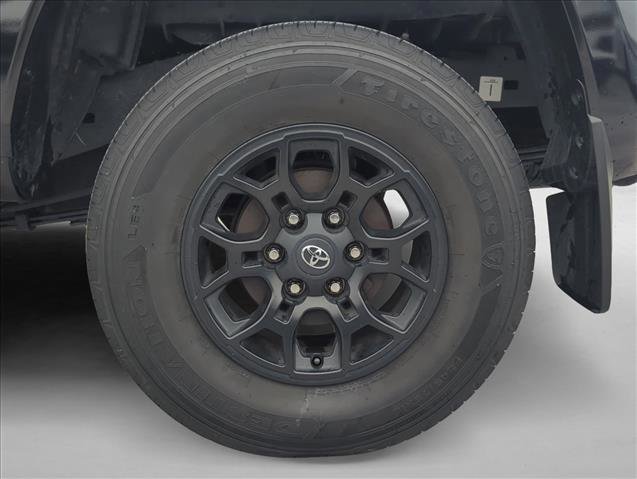 Certified 2022 Toyota Tacoma SR5 image 8