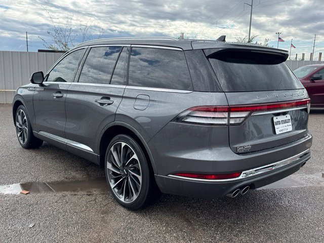 Used 2023 Lincoln Aviator Reserve w/ Equipment Group 201A RWD image 4