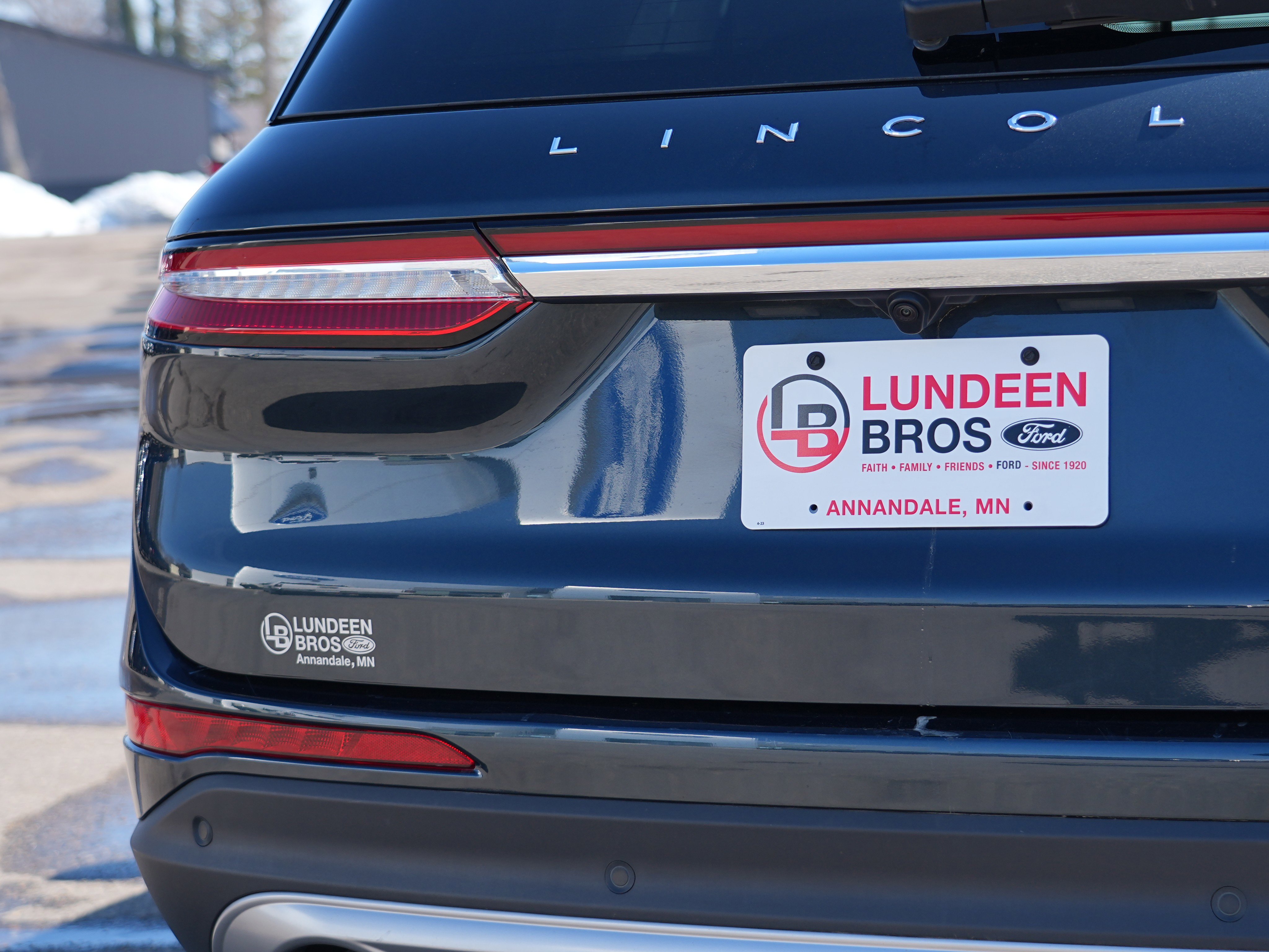 Used 2022 Lincoln Corsair Reserve w/ Elements Package image 13