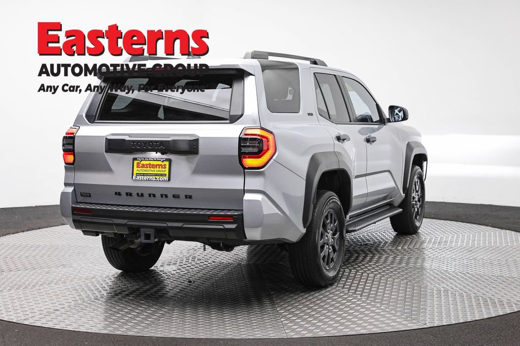 Used 2025 Toyota 4Runner SR5 AWD/4WD image 7