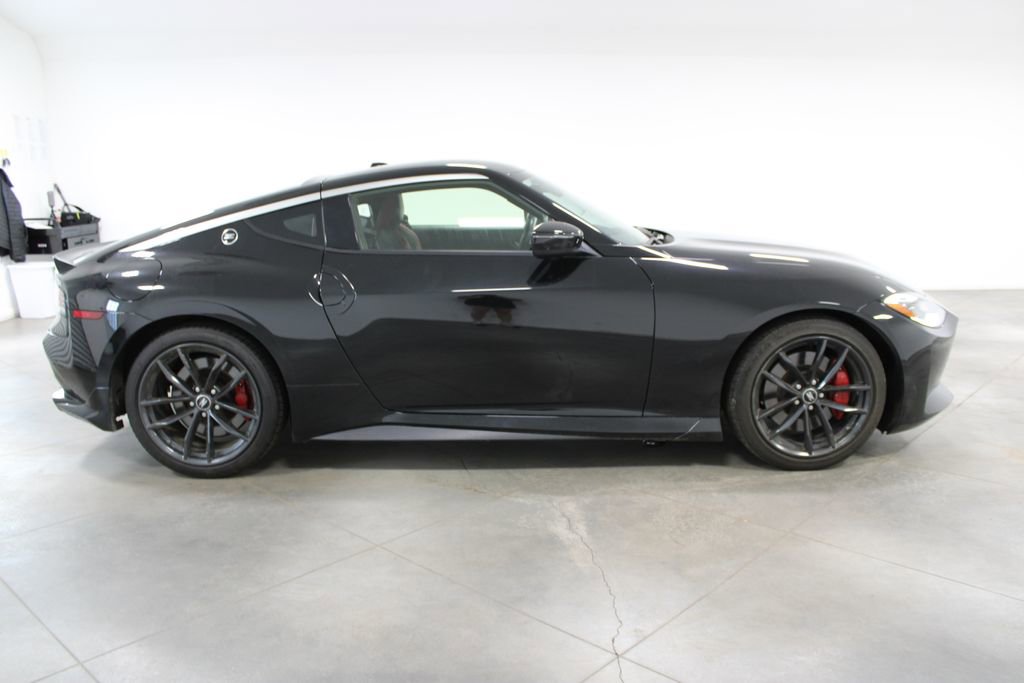 Used 2024 Nissan Z Performance w/ Floor Mat Package image 11