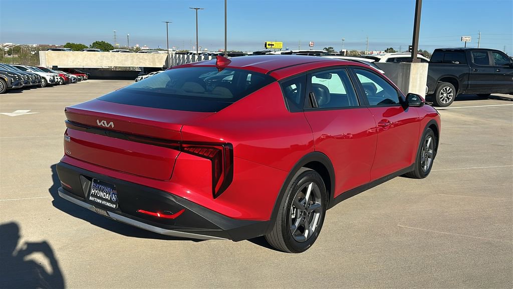 Used 2025 Kia K4 LXS FWD image 12