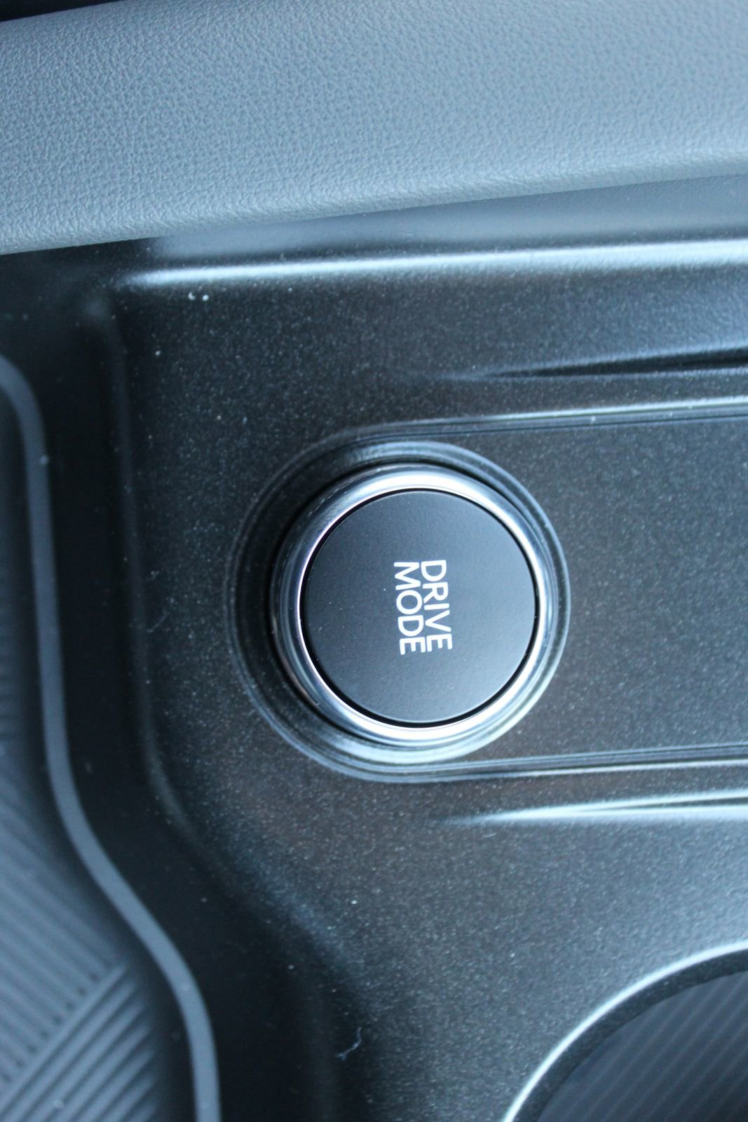 New 2026 Ford Explorer Active image 30