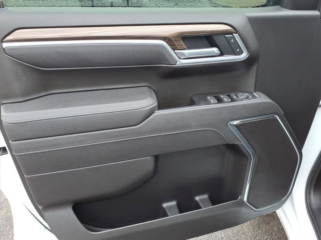Used 2026 Chevrolet Silverado 1500 LT image 21