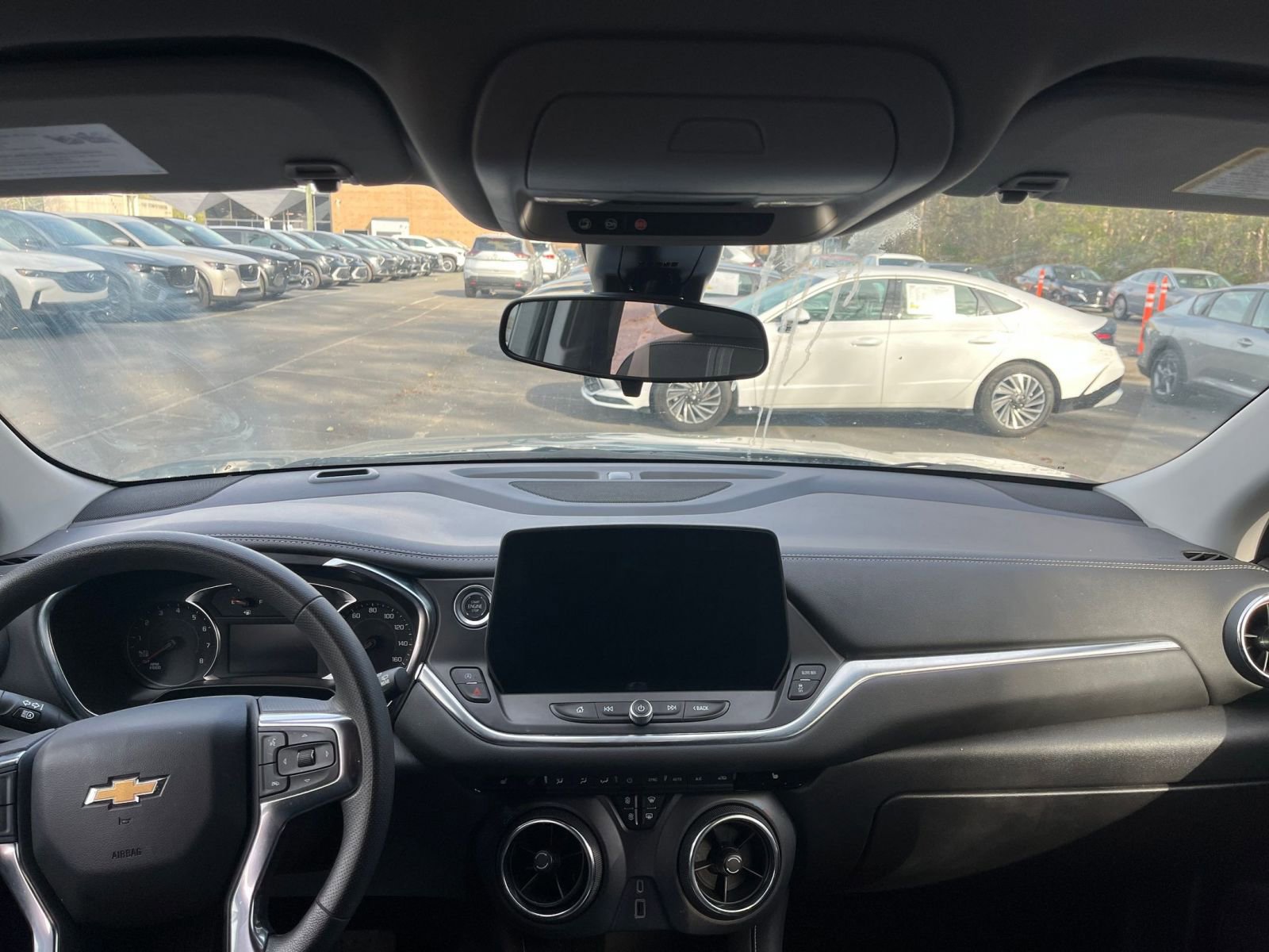 Used 2025 Chevrolet Blazer LT image 34