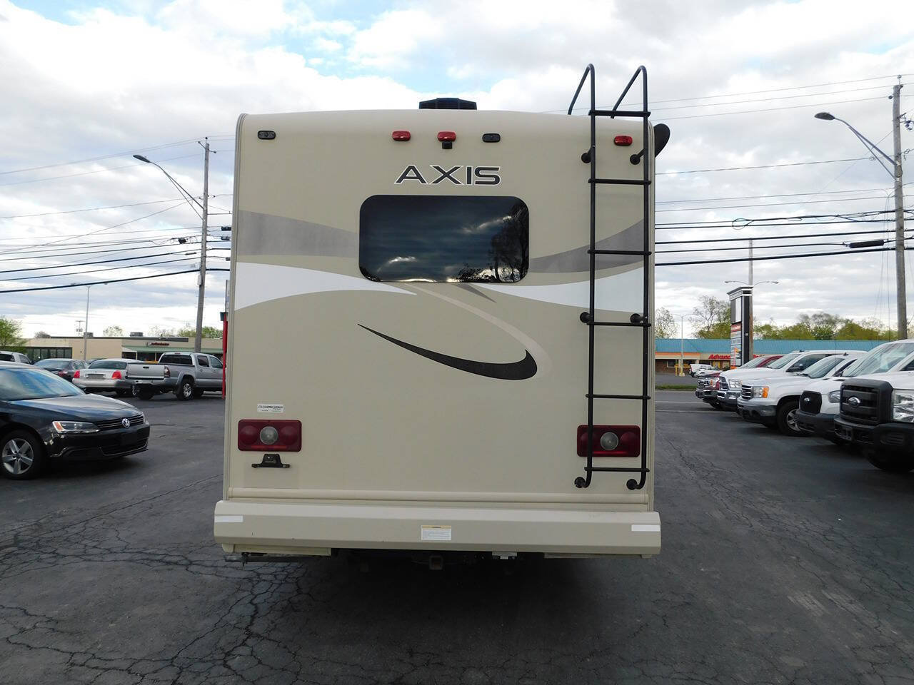 Used 2017 Ford E-450 and Econoline 450 Super Duty w/ A/C Prep Package RWD image 10