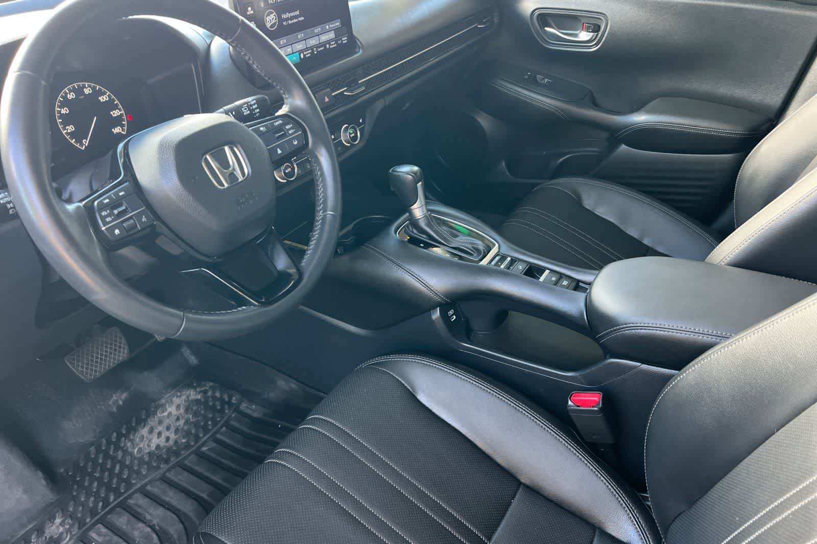 Used 2024 Honda HR-V EX-L image 12