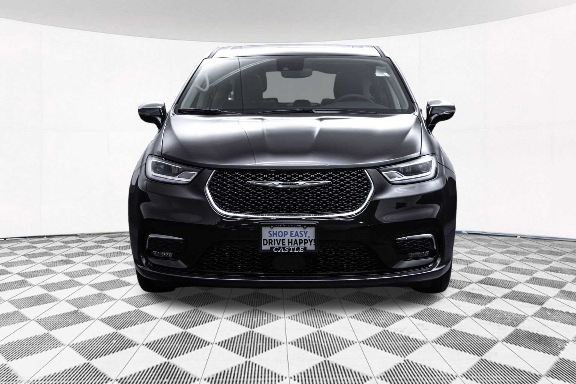 Used 2023 Chrysler Pacifica Limited FWD image 16