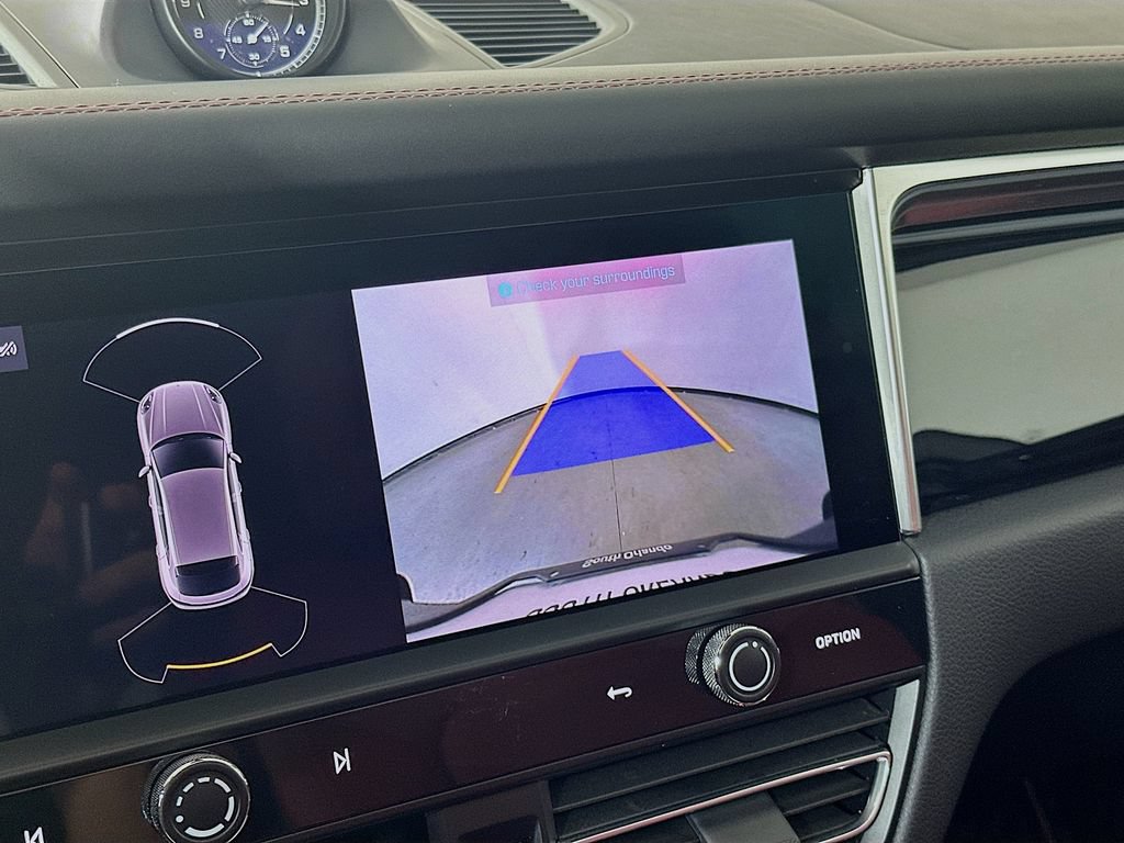 New 2025 Porsche Macan AWD/4WD image 17