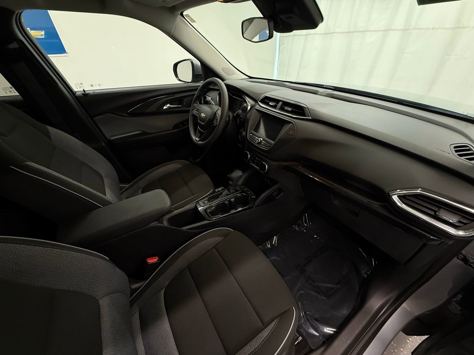Used 2023 Chevrolet TrailBlazer LT image 8