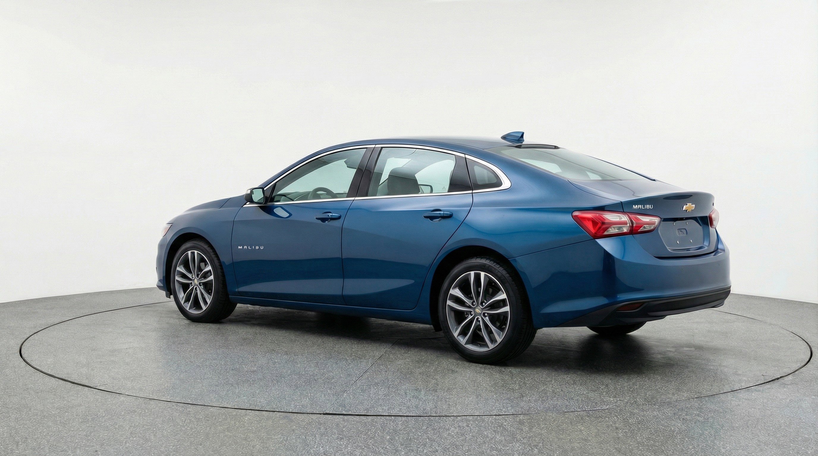 Used 2024 Chevrolet Malibu LT image 6