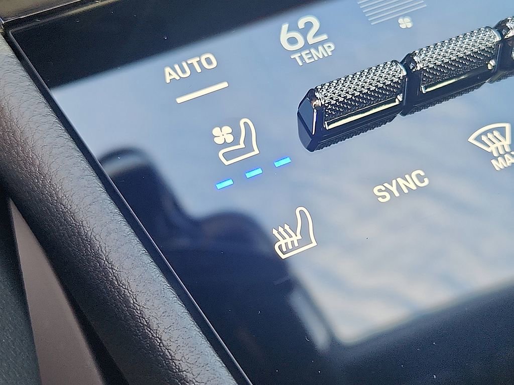 New 2026 Porsche Cayenne Coupe image 18