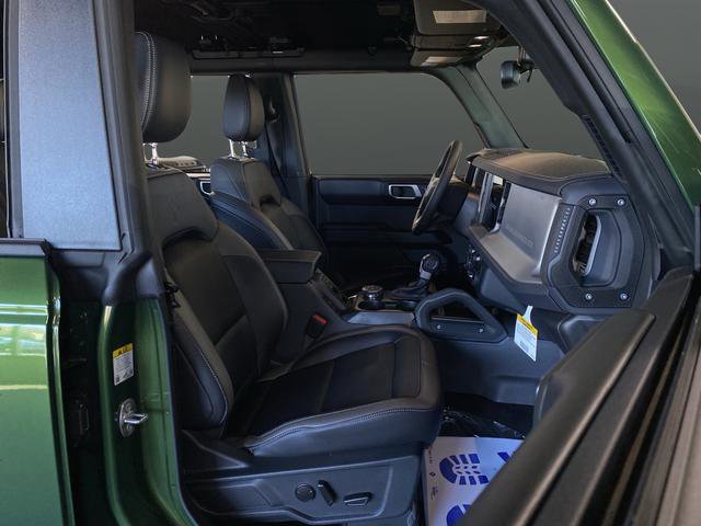New 2025 Ford Bronco Outer Banks w/ Sasquatch Package AWD/4WD image 27