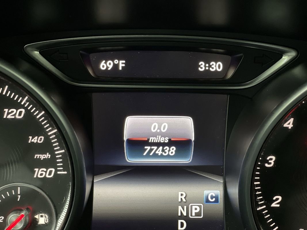 Used 2018 Mercedes-Benz CLA 250 4MATIC image 19