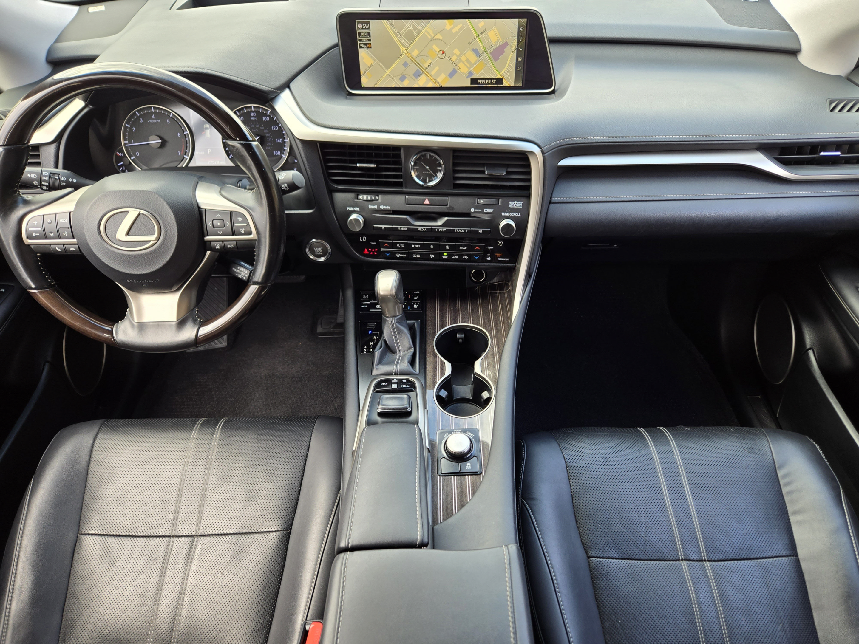Used 2018 Lexus RX 350L Luxury w/ Accessory Package FWD image 27