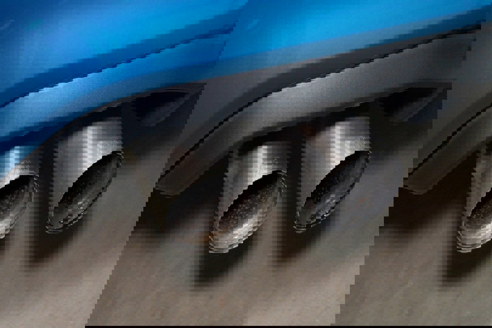 Used 2017 BMW M2 image 16