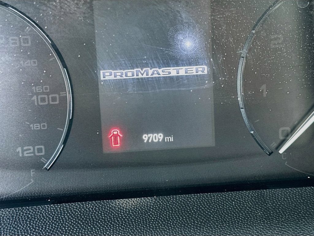 Used 2025 RAM ProMaster 2500 w/ Convenience Group FWD image 12