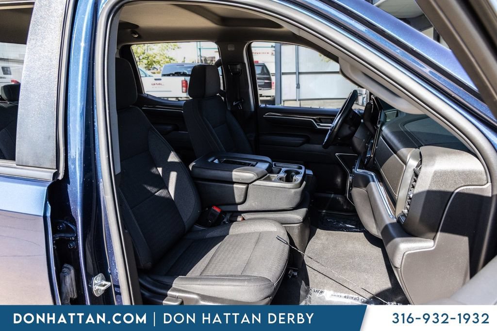 Used 2022 Chevrolet Silverado 1500 LT AWD/4WD image 20