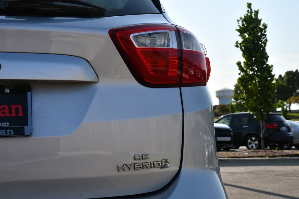 Used 2015 Ford C-MAX SE w/ Equipment Group 202A FWD image 9
