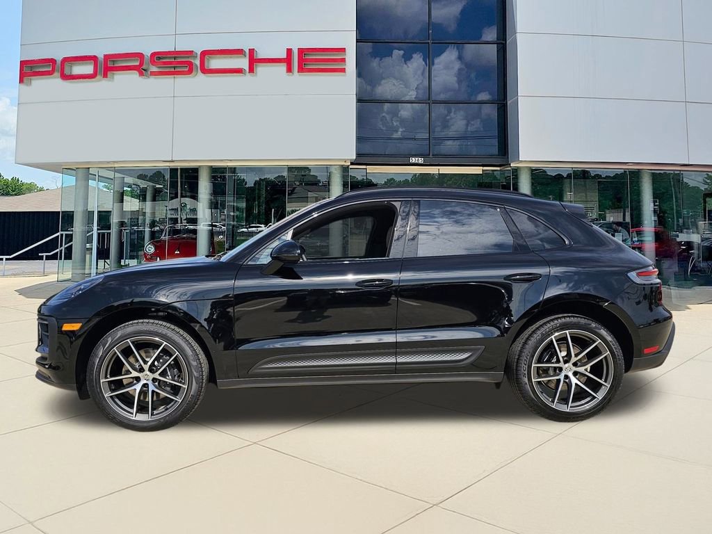 New 2025 Porsche Macan image 2