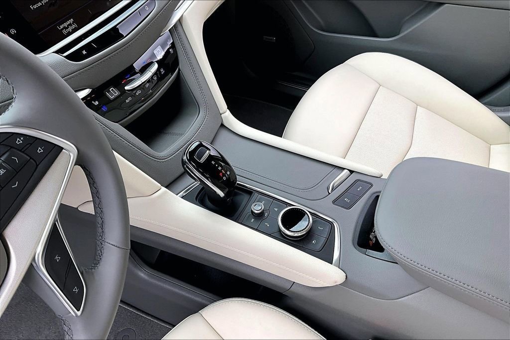 New 2026 Cadillac XT5 Premium Luxury w/ Driver Assist Package FWD image 8