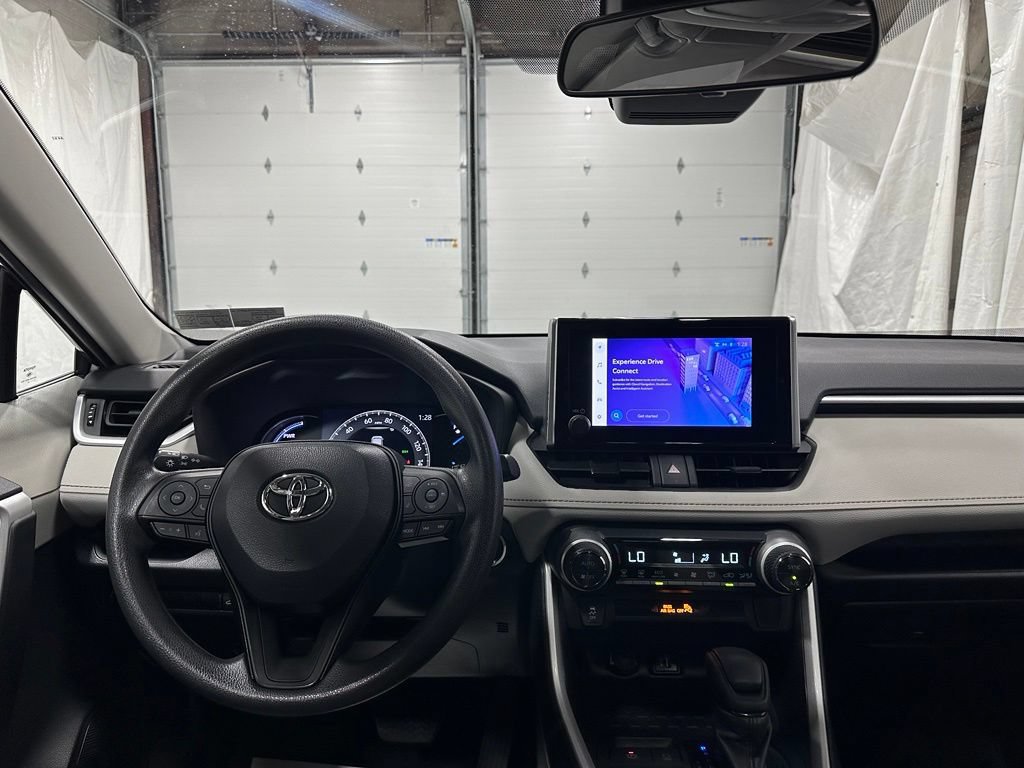 Used 2024 Toyota RAV4 XLE w/ Convenience Package AWD/4WD image 16
