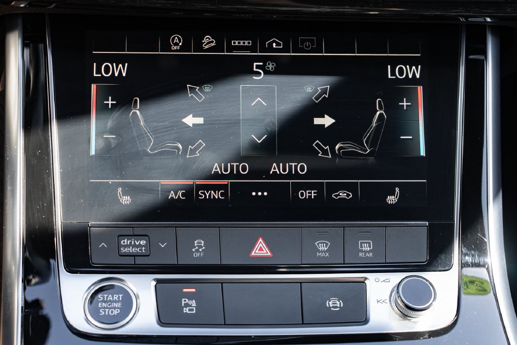 Used 2021 Audi Q7 3.0T Premium w/ Convenience Package AWD/4WD image 19