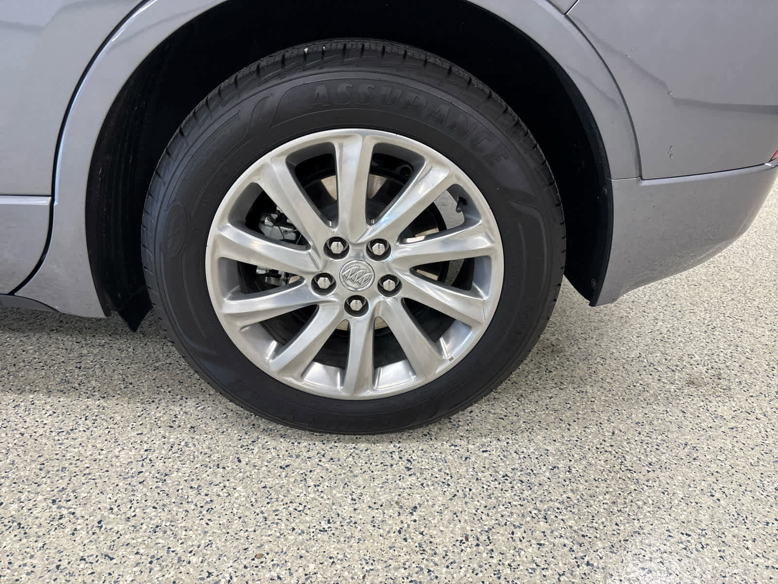 Used 2019 Buick Envision Essence image 9