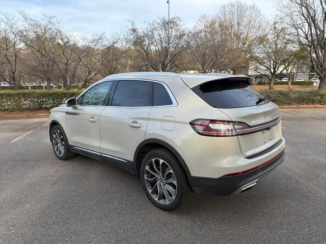 Used 2023 Lincoln Nautilus Reserve w/ Equipment Group 201A image 8