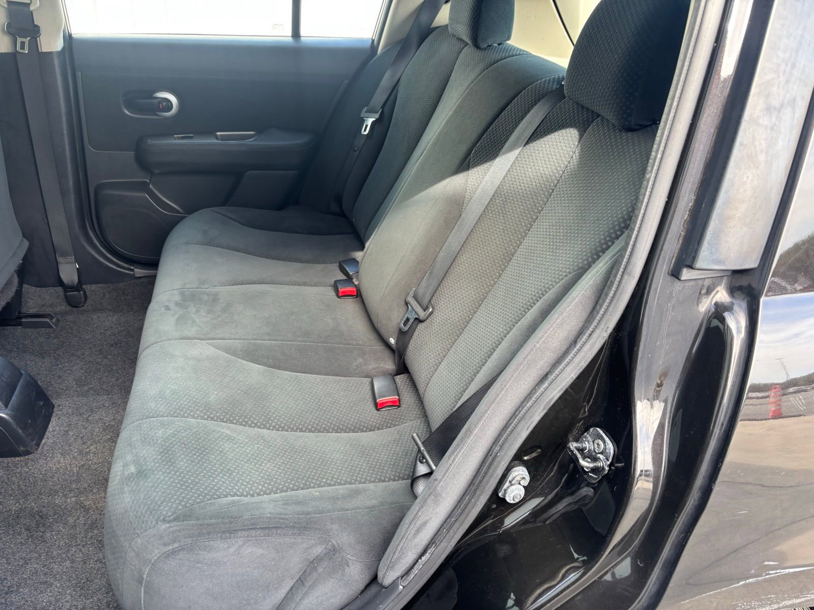 Used 2011 Nissan Versa 1.8 S w/ Plus Pkg image 24