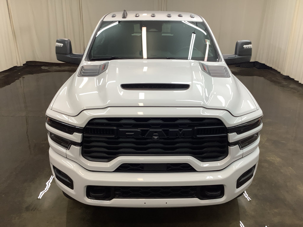 New 2026 RAM 2500 Tradesman AWD/4WD image 2