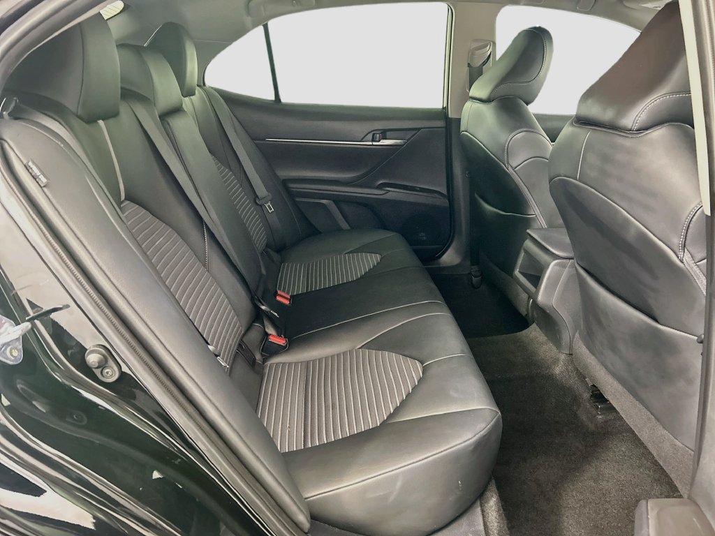 Used 2021 Toyota Camry SE w/ Carpet Mat Package (TMS) FWD image 20