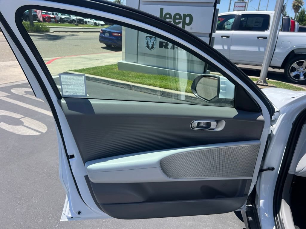 Used 2024 Hyundai Ioniq 6 SEL RWD image 34