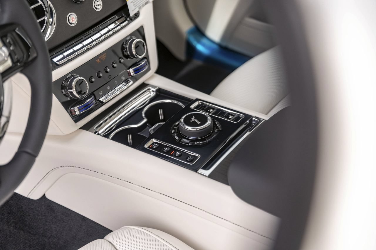 New 2026 Rolls-Royce Ghost AWD/4WD image 31