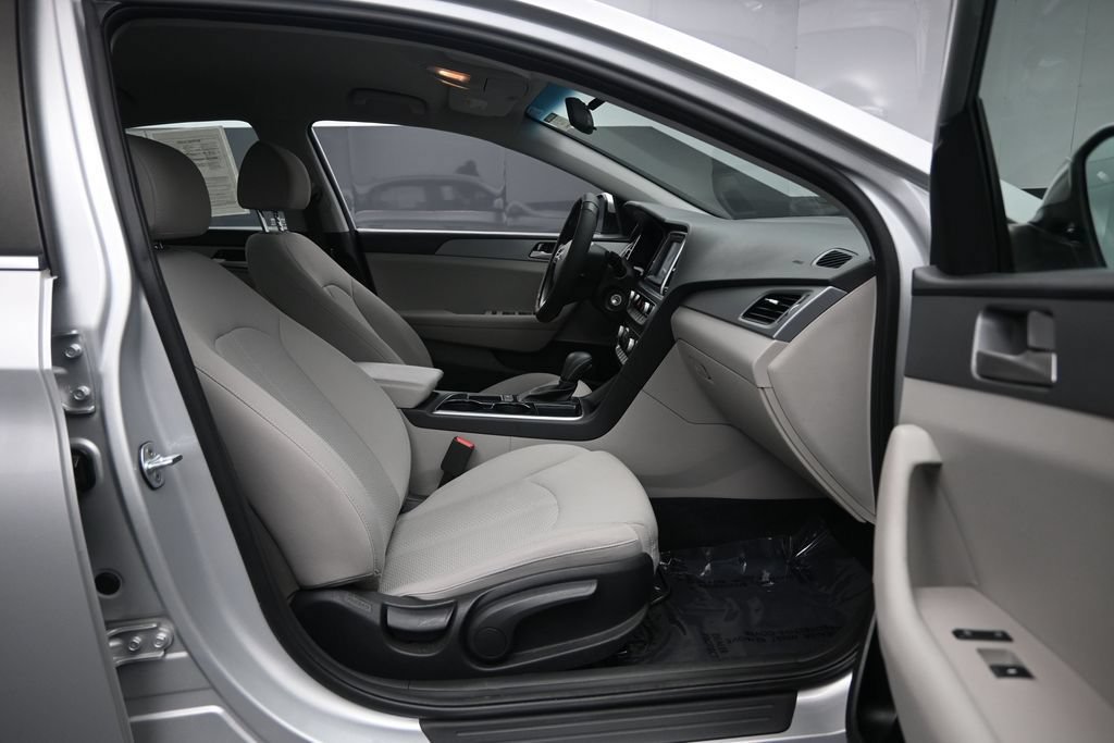 Used 2018 Hyundai Sonata ECO FWD image 30
