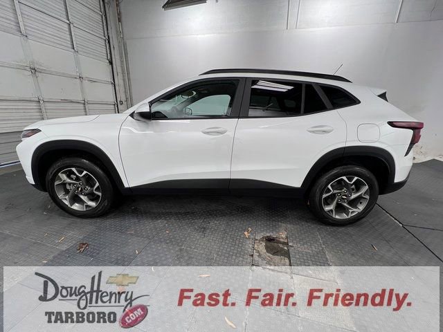 Used 2025 Chevrolet Trax LT image 5