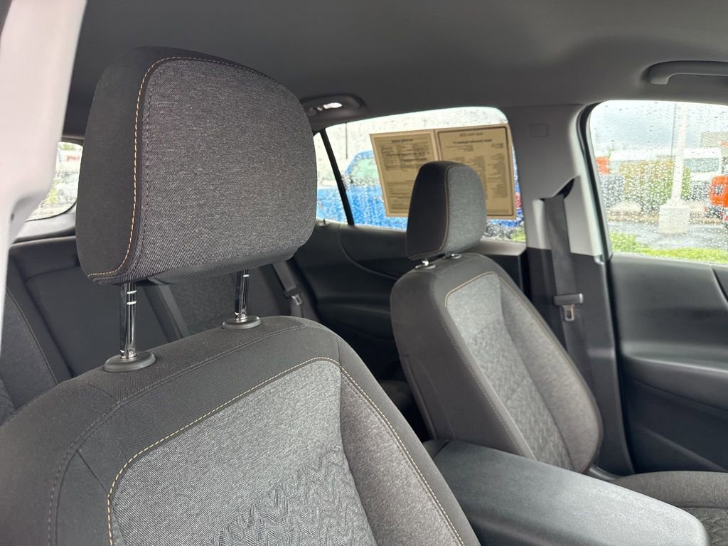 Used 2024 Chevrolet Equinox LT image 28